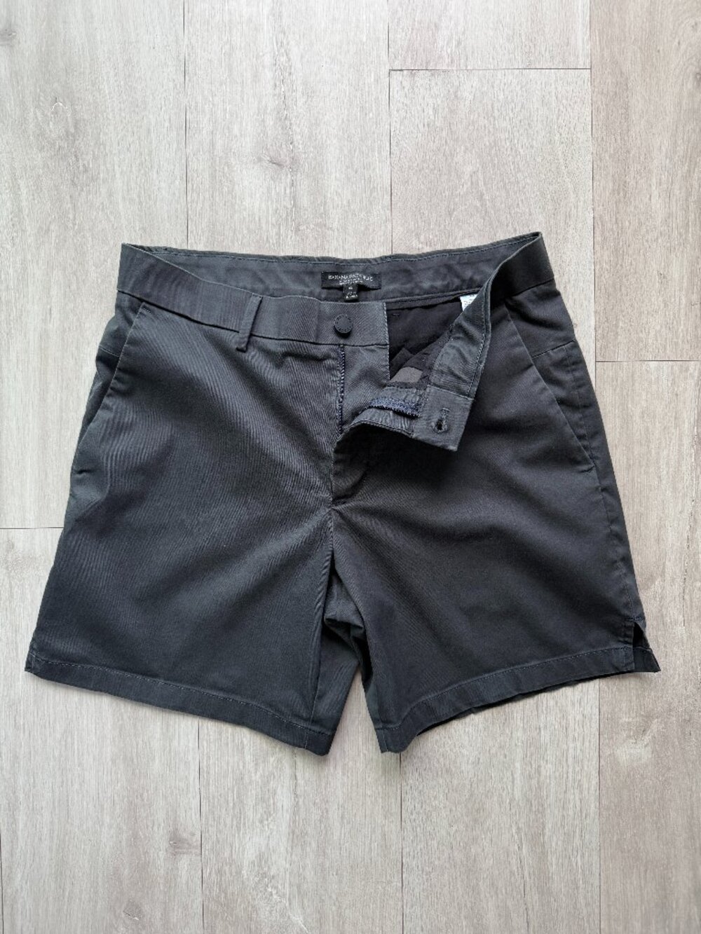 Banana Republic Aiden Chino Shorts Charcoal Grey Cotton Stretch 32